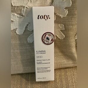 2/$50 Toty Ilumina CC Cream SPF 50+ Perfecting Fluid Mineral Sunscreen 5W NEW